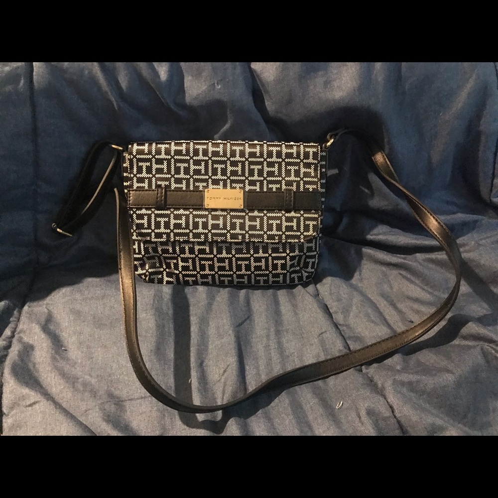Tommy Hilfiger Crossbody Purse